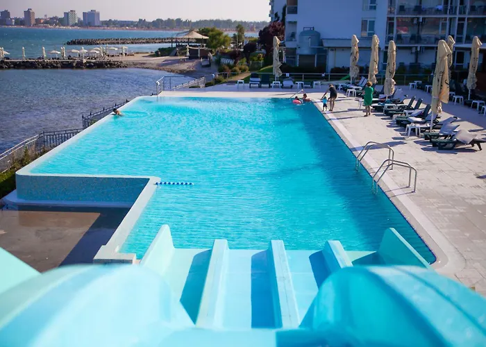Hotel Carmen Azzuro